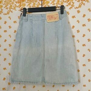Vintage 90s Bongo Denim Mini Skirt Size 5 Light Wash High Waist